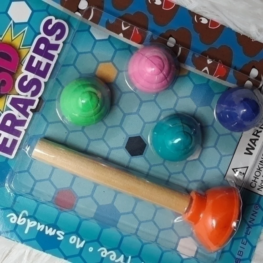 🛍3D Erasers Plunging Piles Of Poop💩